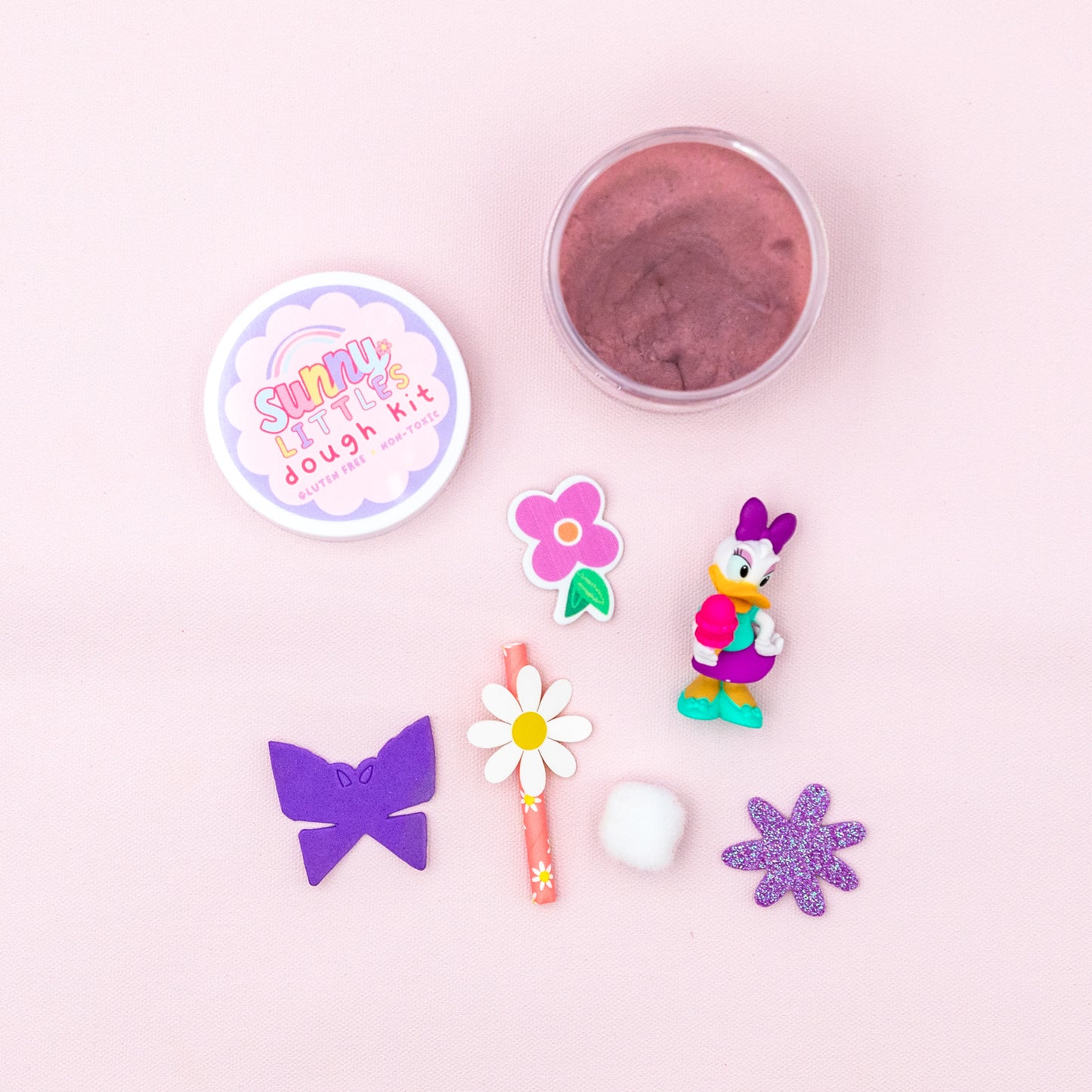Minnie Play Dough Kit | Sensory Bin Activity | Gluten Free | Non-Toxic | 6oz Jar