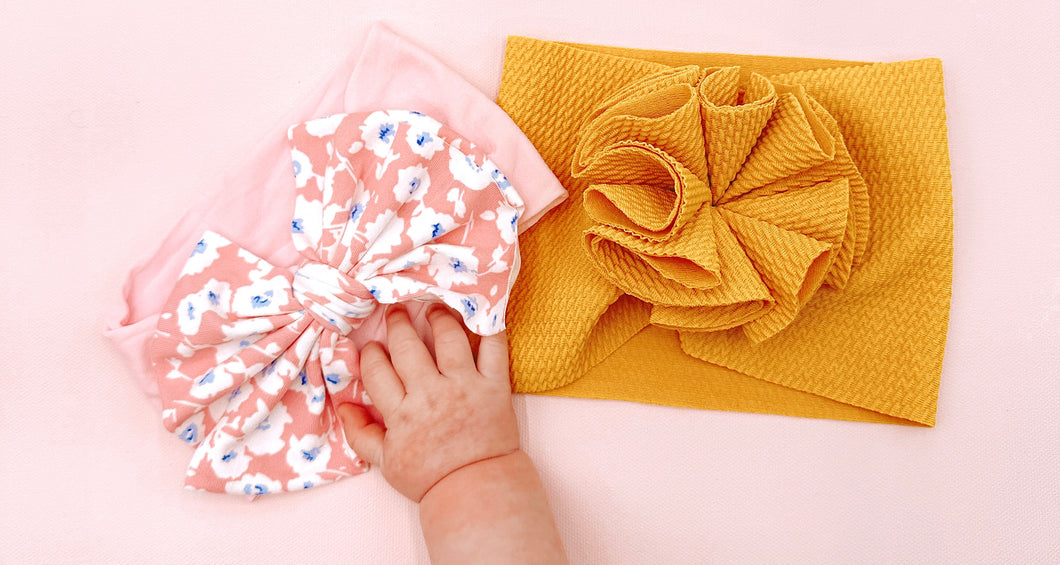 Baby shower gift ideas of baby headbands and headband bows